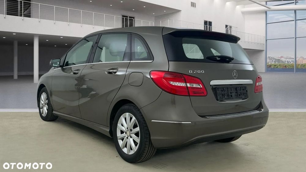 Mercedes-Benz Klasa B 200 7G-DCT Style - 4