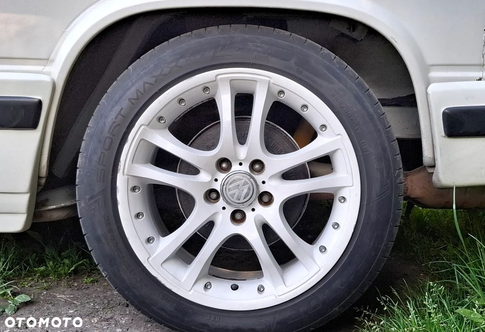Volkswagen Multivan - 8
