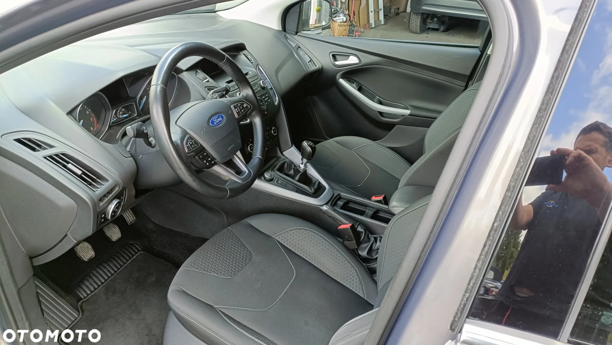 Ford Focus 1.0 EcoBoost Active - 23