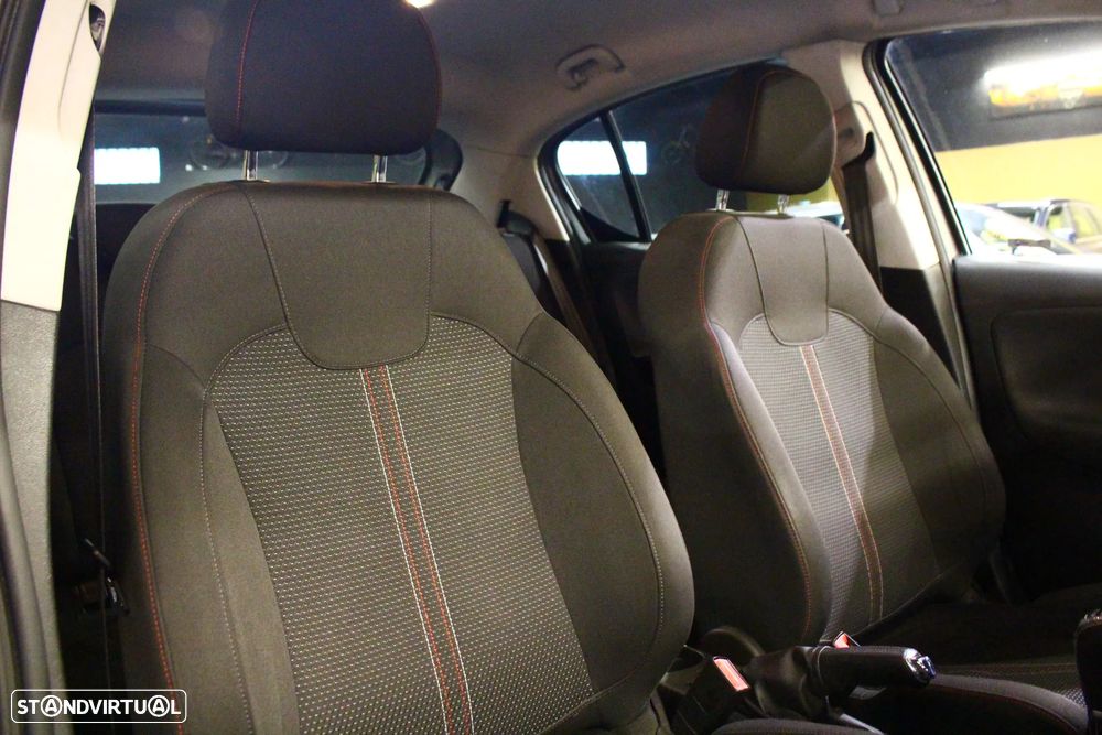 Opel Corsa 1.0 T GT - 18