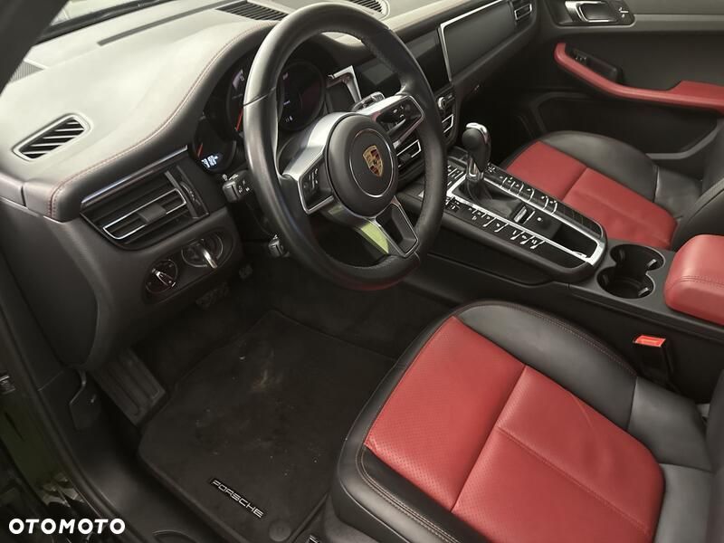 Porsche Macan Standard - 10