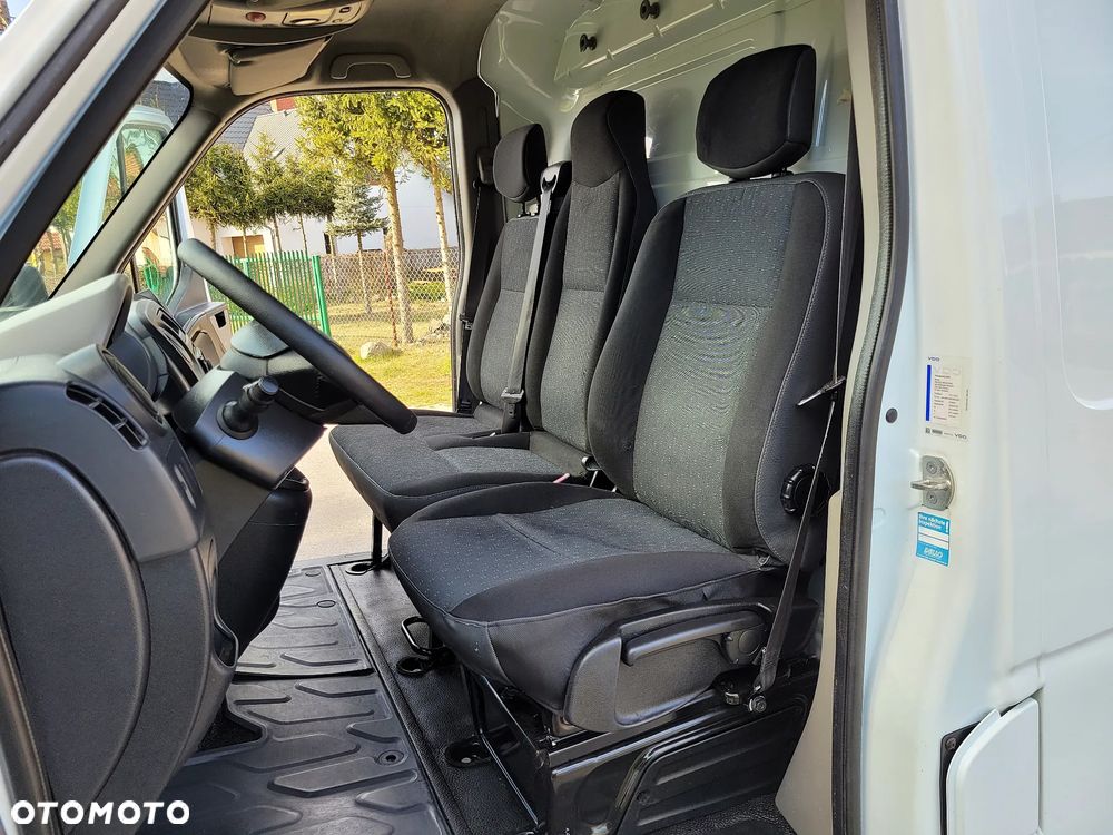 Renault Master - 25