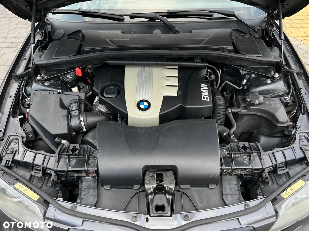 BMW Seria 1 123d DPF - 26