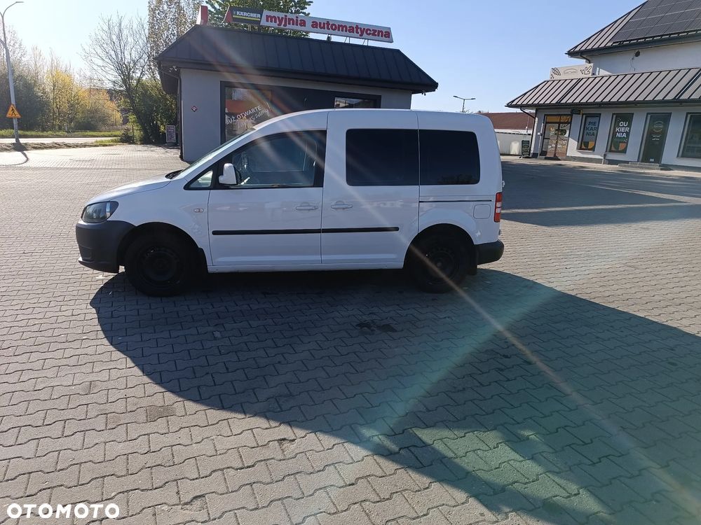 Volkswagen Caddy Comfortline - 5