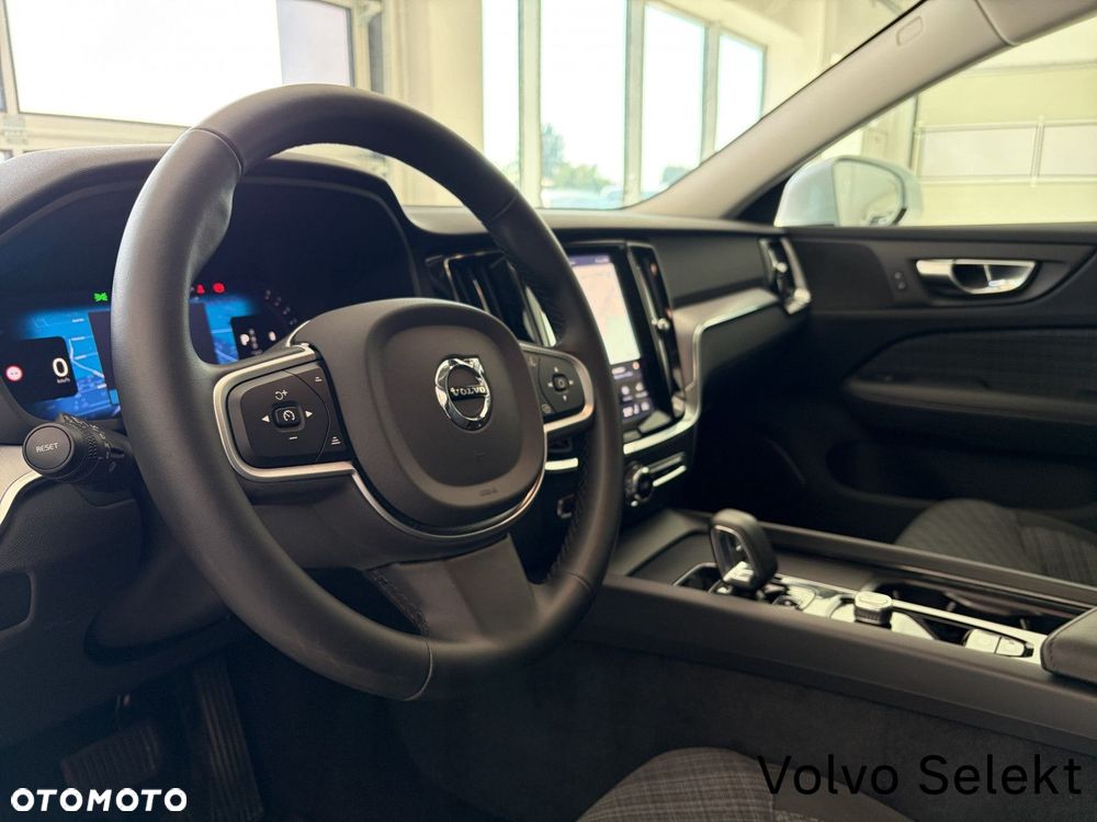Volvo V60 B4 B DKG Core - 10