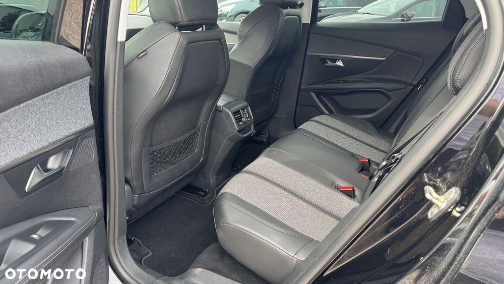 Peugeot 3008 BlueHDi 120 Stop & Start Allure - 24