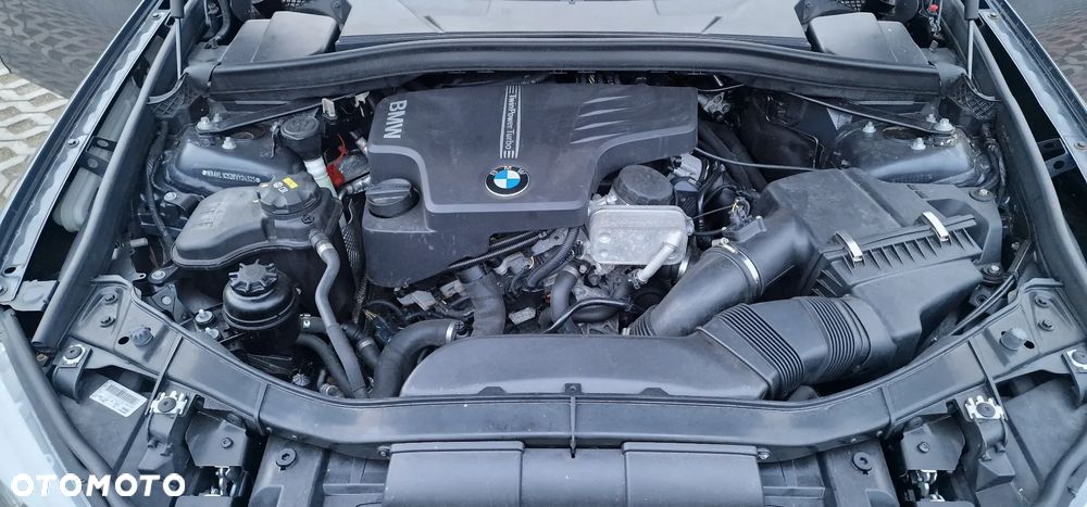 BMW X1 xDrive28i - 11