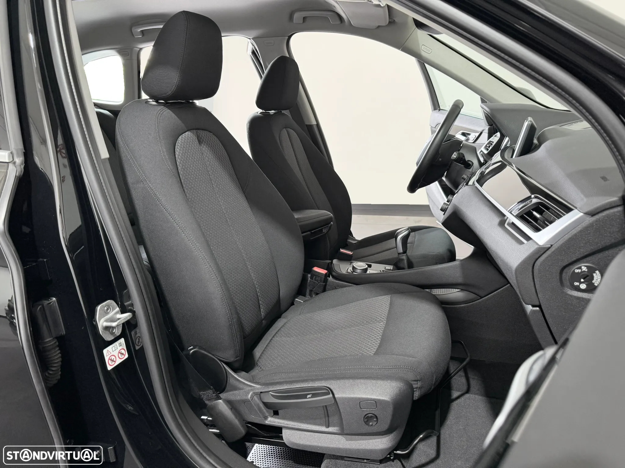 BMW X1 16 d sDrive Advantage - 39