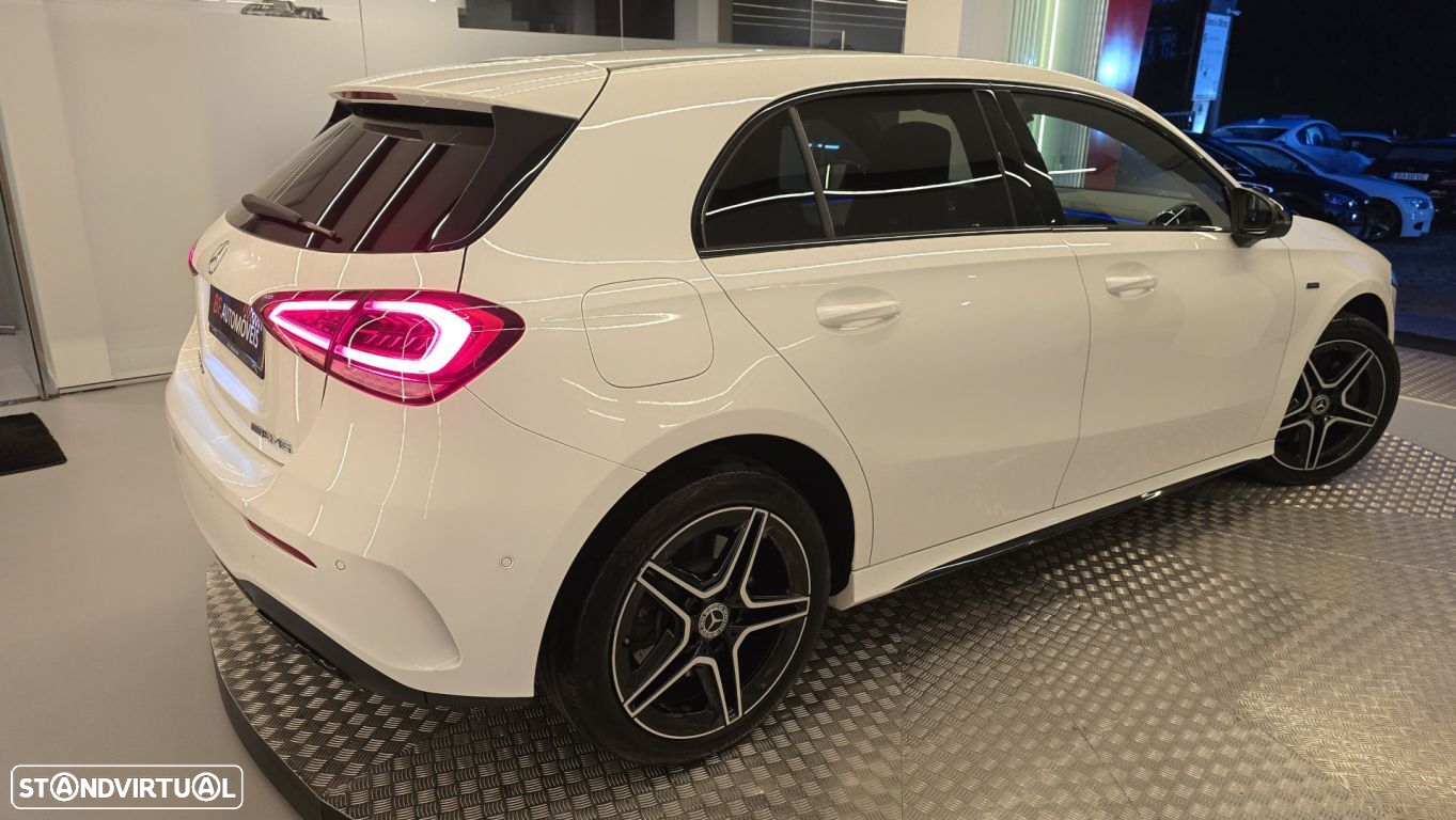 Mercedes-Benz A 250 e AMG Line - 23