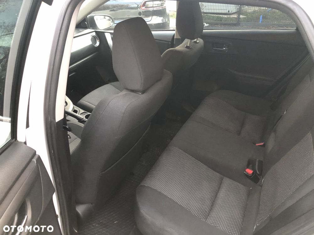Toyota Auris - 9