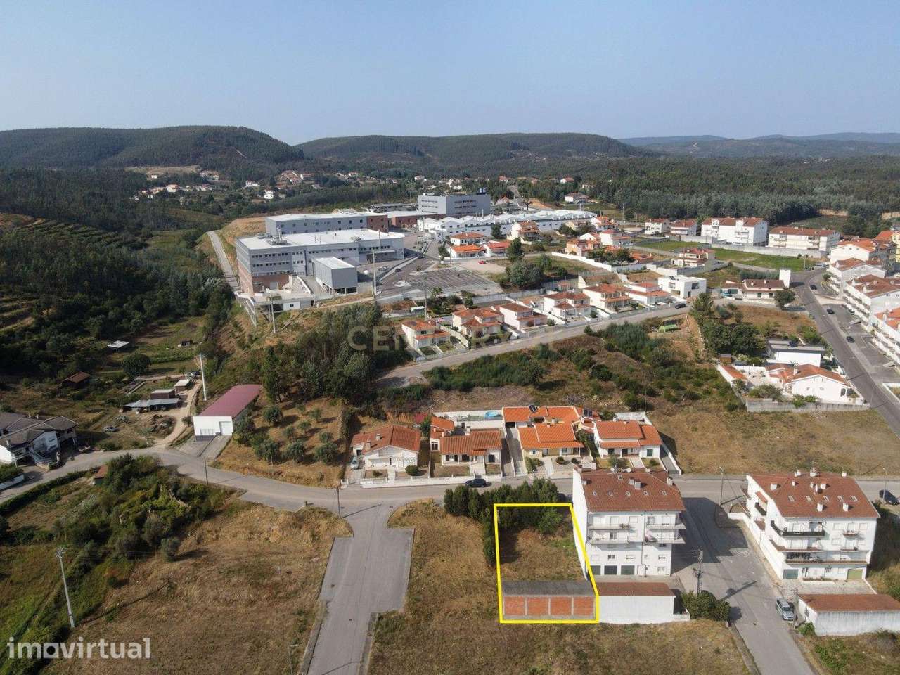 Lote - Construção de Prédio - Grande imagem: 5/6