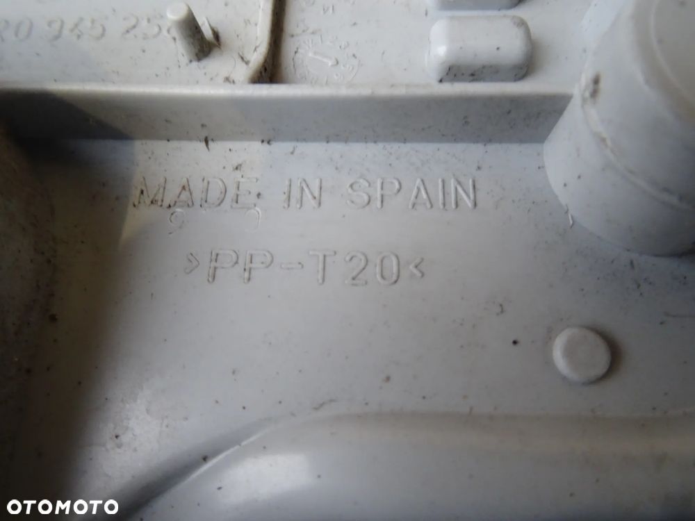 Lampa Prawy tył VW Polo 6R 6R0945258A - 8