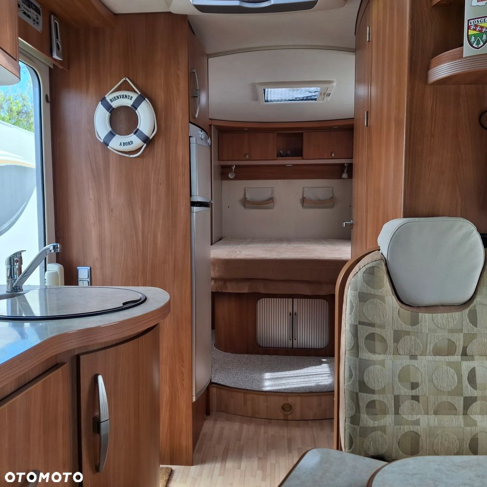 Ford Kamper Hymer Eriba Car - 17