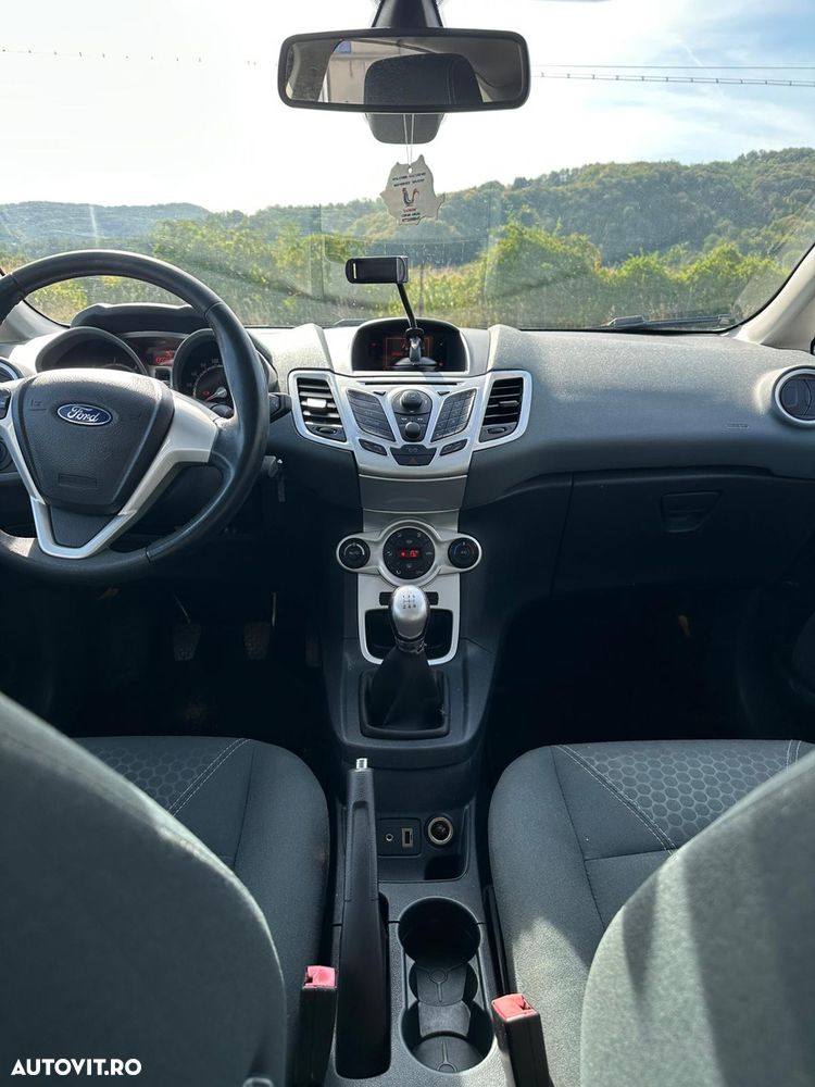 Ford Fiesta 1.4 TDCI Titanium - 14