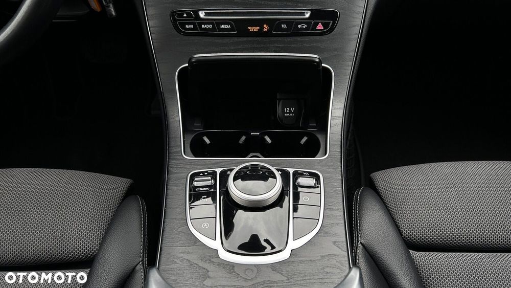 Mercedes-Benz Klasa C 200 4-Matic 9G-TRONIC - 20