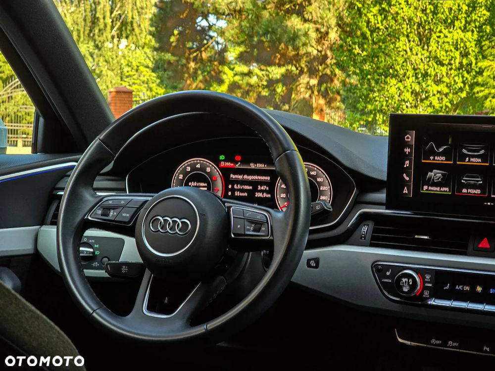 Audi A4 Avant 35 TFSI mHEV S Line S tronic - 22