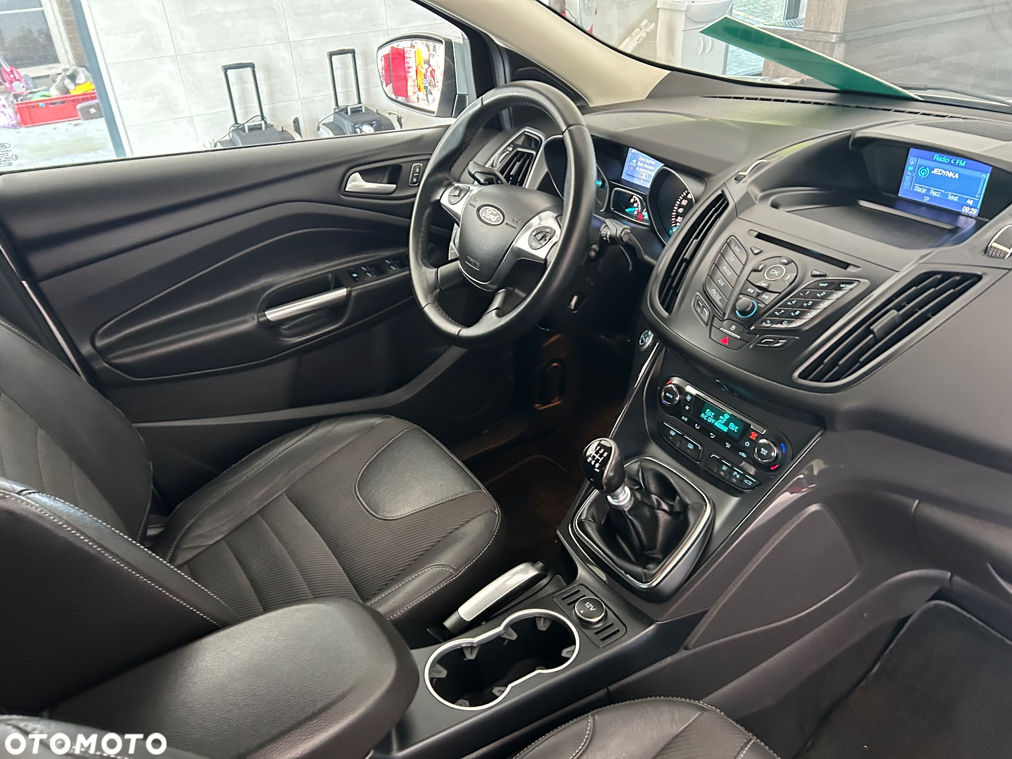 Ford Kuga 2.0 TDCi 4WD Titanium Plus - 27