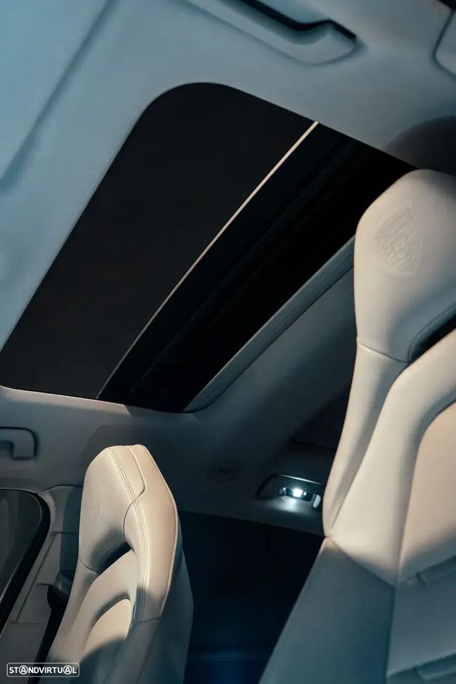 Porsche Panamera Sport Turismo — fotografia 15