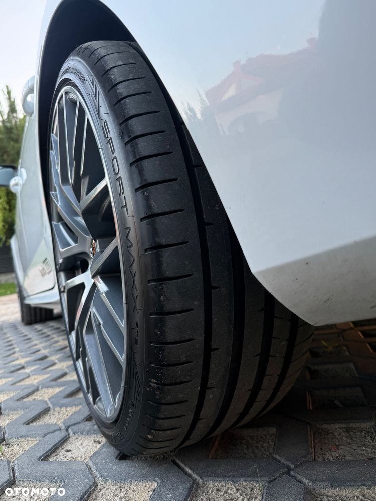 Audi A4 Avant 2.0 TDI DPF clean diesel S line Sportpaket - 33