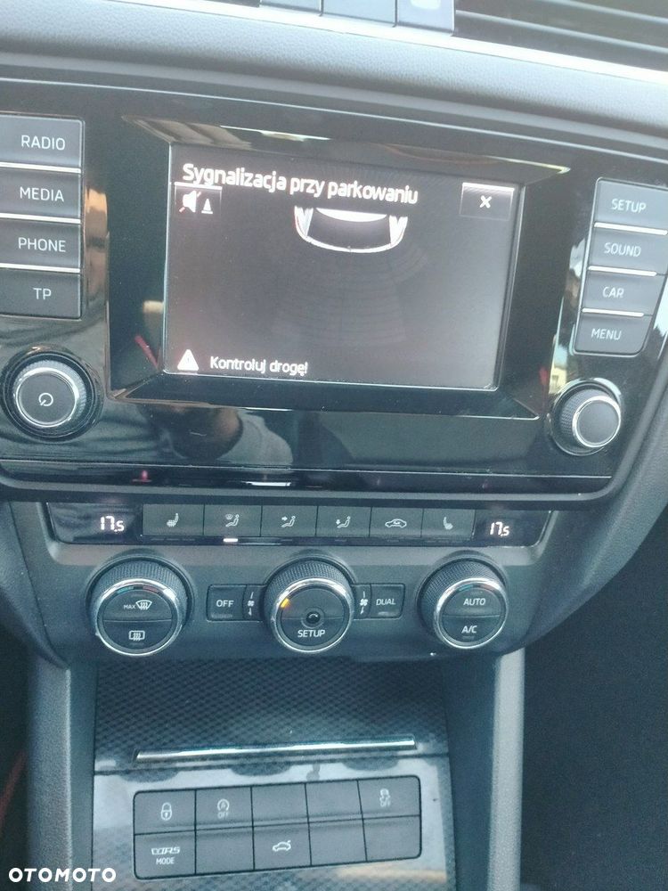 Skoda Octavia 2.0 TDI RS DSG - 26