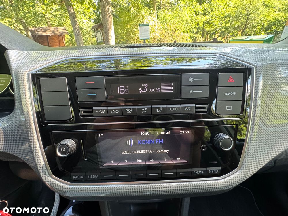Volkswagen up! e-up - 19
