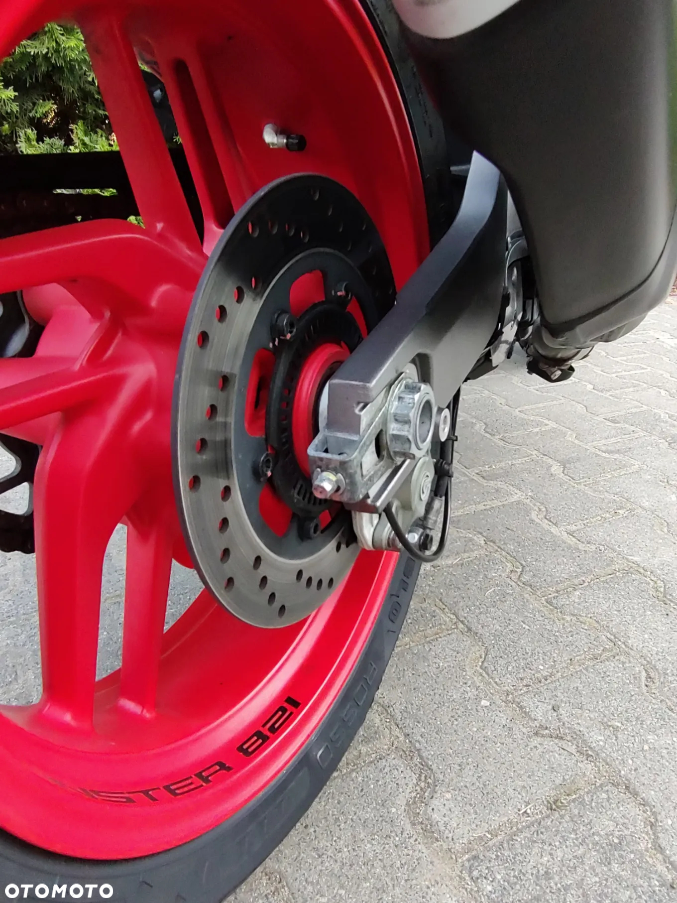 Ducati Monster - 9