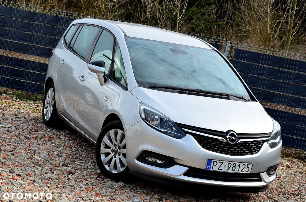 Opel Zafira - 2