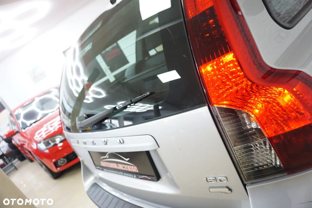 Volvo V50 1.6D DPF DRIVe - 14