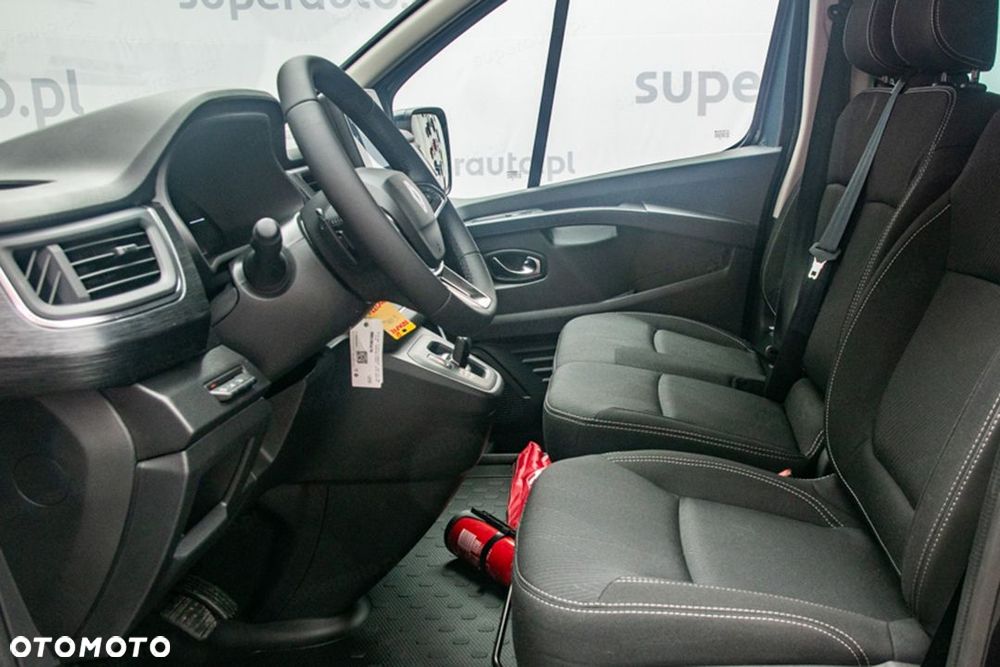 Renault Trafic - 12