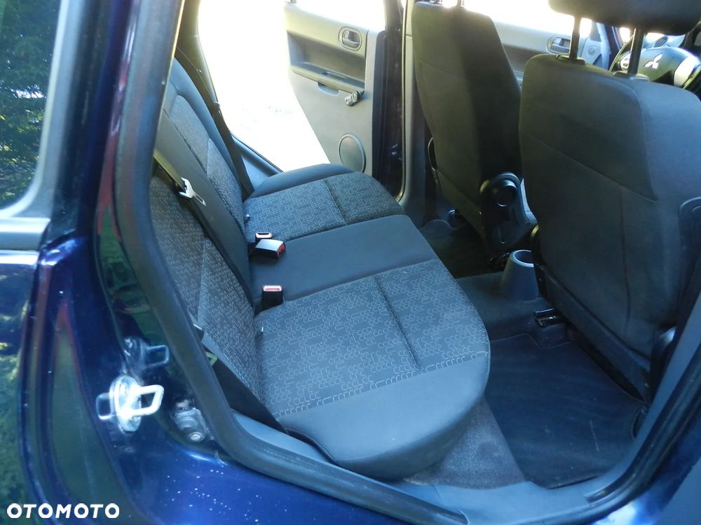 Mitsubishi Colt 1.3 Polar - 17