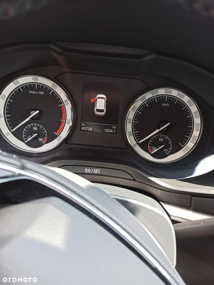 Skoda Karoq 1.5 TSI ACT Ambition DSG - 9