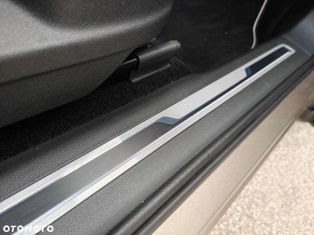 Volkswagen Tiguan - 20