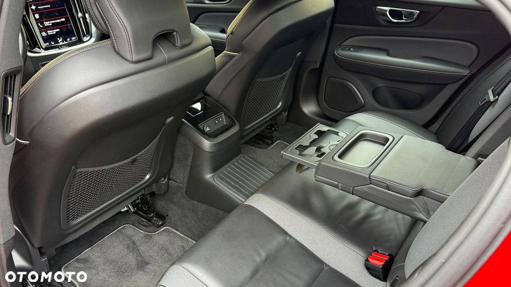 Volvo S60 - 16