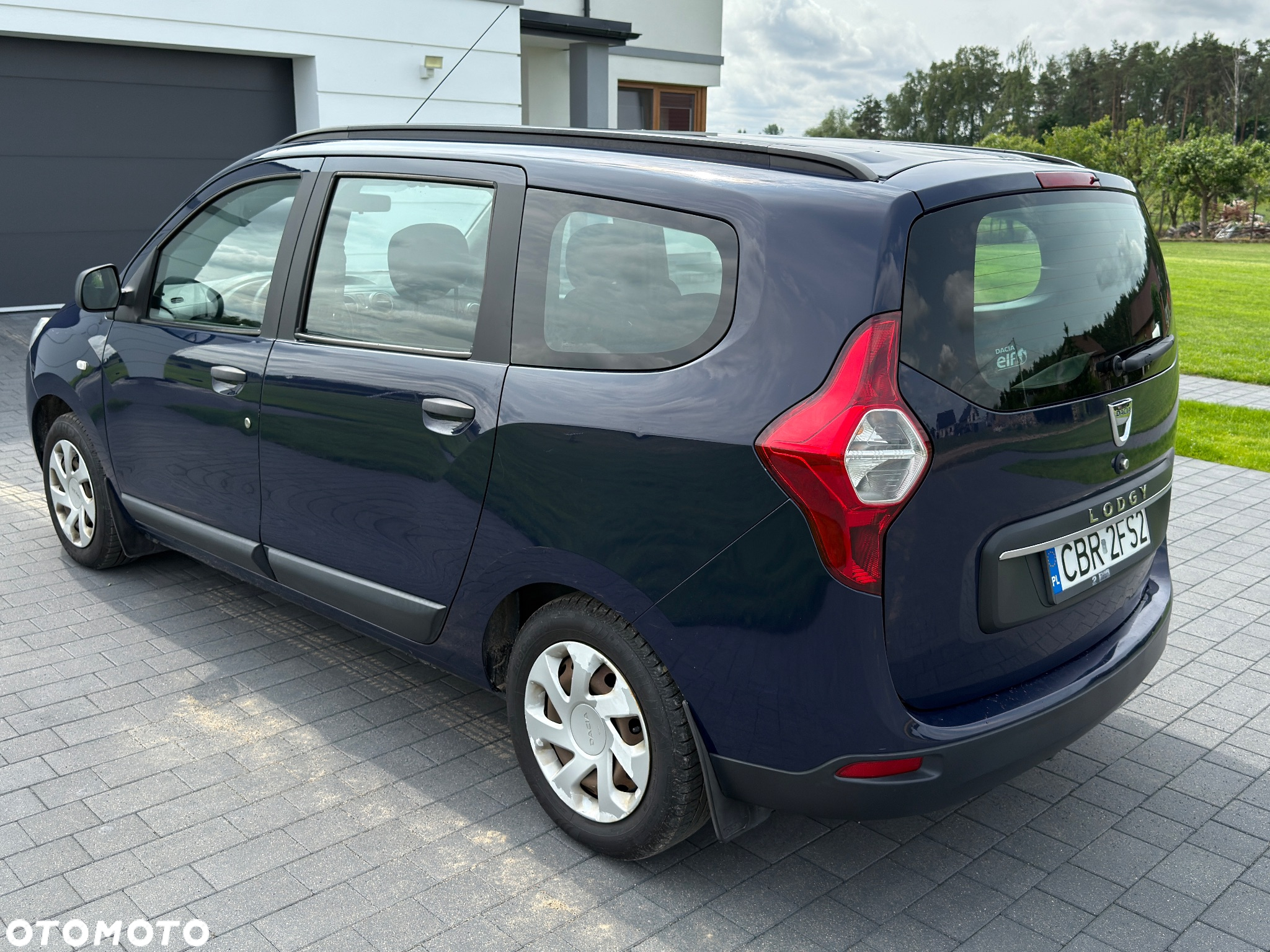Dacia Lodgy 1.6 SCe Ambiance S&S - 2