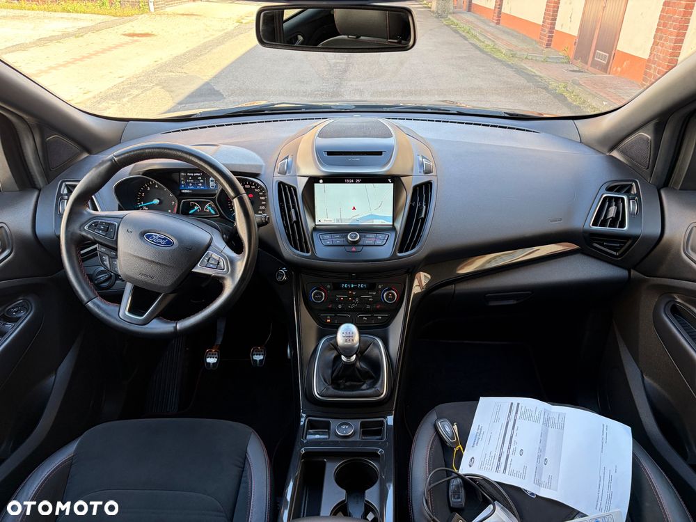 Ford Kuga 1.5 EcoBoost 2x4 ST-Line - 22