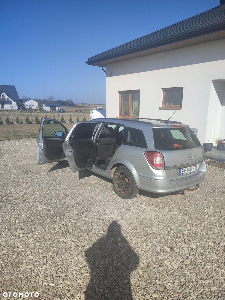 Opel Astra 1.7 CDTI - 11
