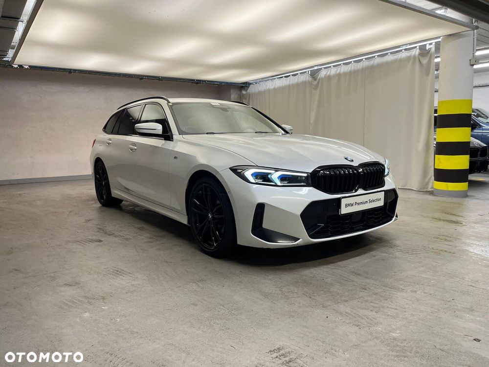 BMW Seria 3 320d xDrive mHEV M Sport - 11