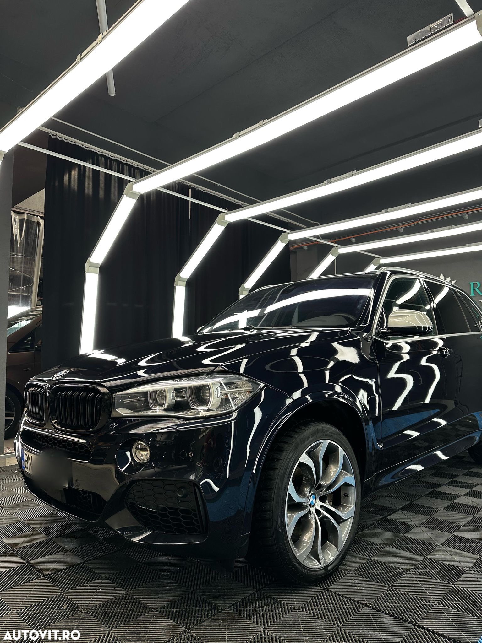 BMW X5 M M50d - 4