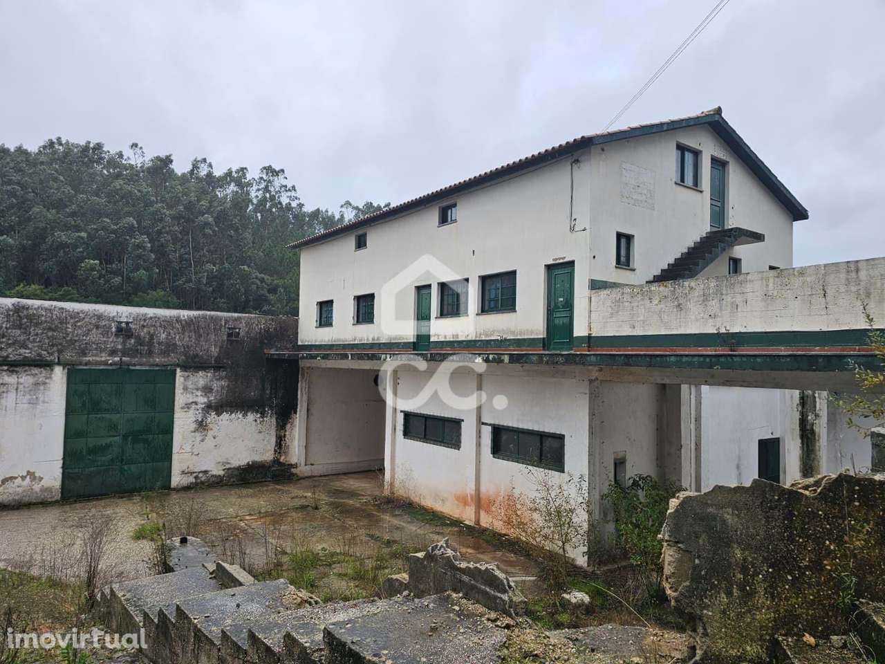 Armazem em Alvaiazere ( antigo lagar) - Grande imagem: 2/14