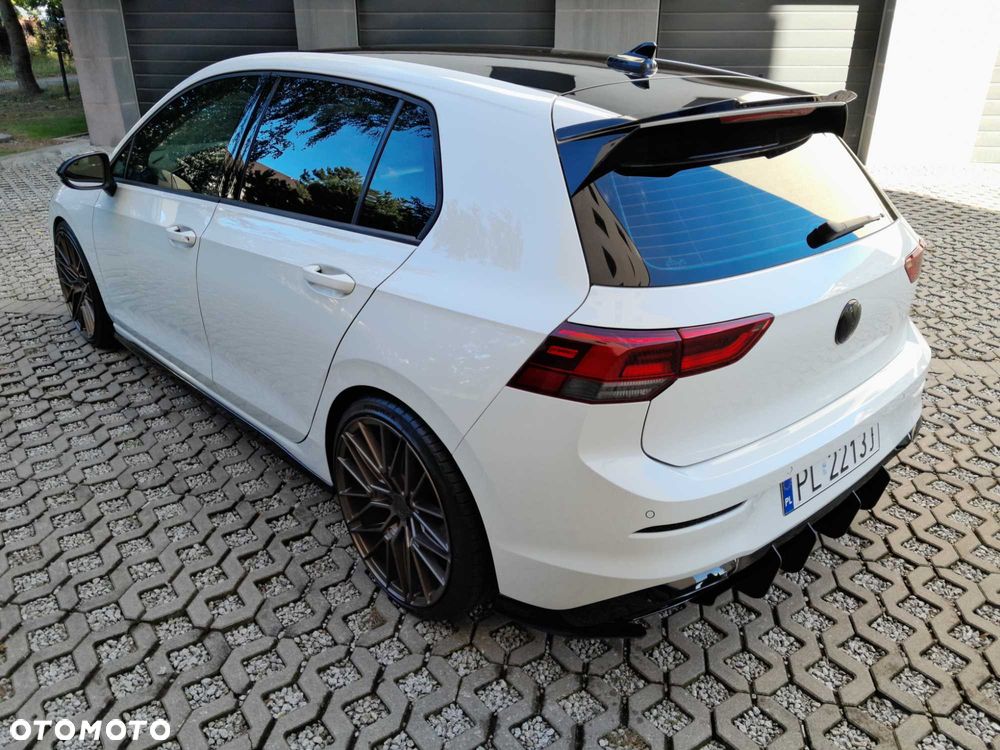 Volkswagen Golf - 6