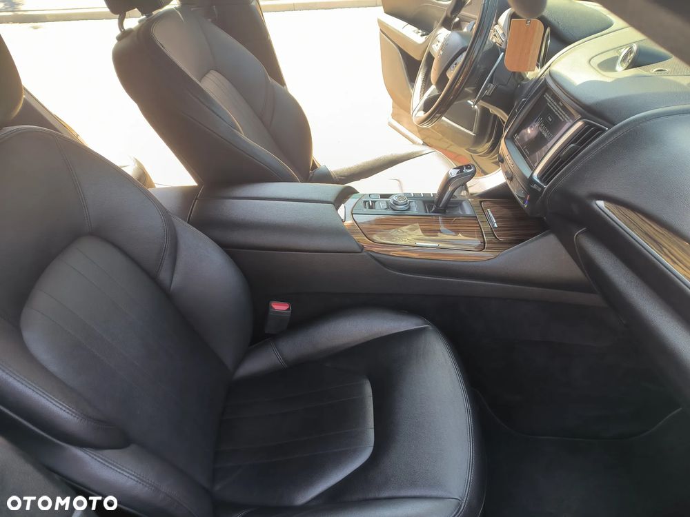 Maserati Levante S Q4 - 35