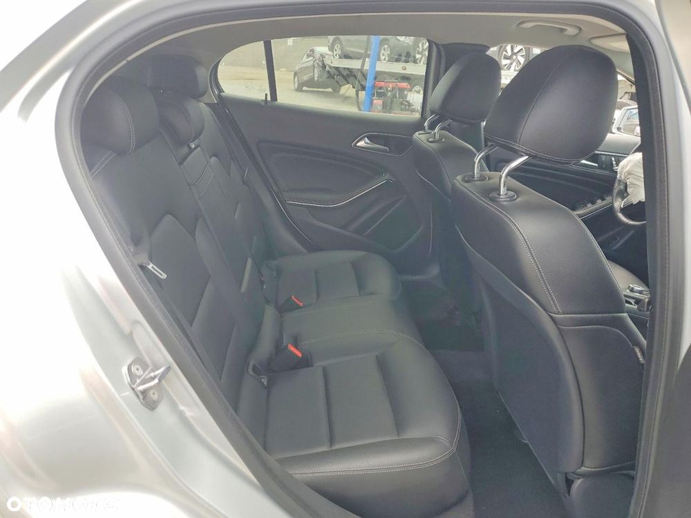 Mercedes-Benz GLA 250 7G-DCT Edition 1 - 8