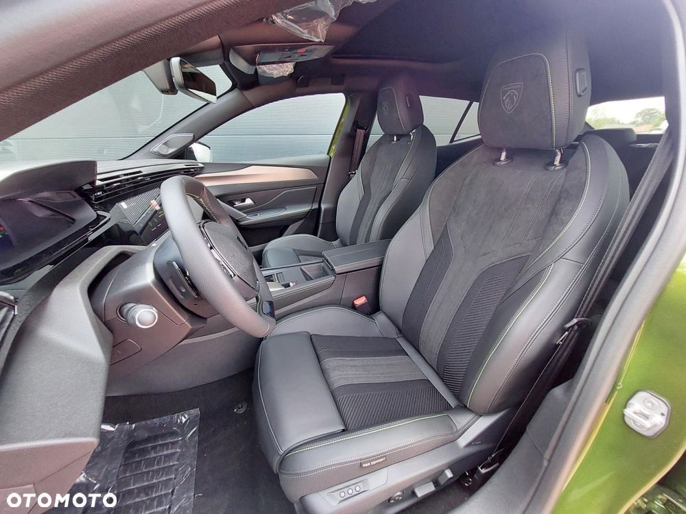 Peugeot 408 1.2 PureTech mHEV GT Exclusive S&S e-DCS6 - 11