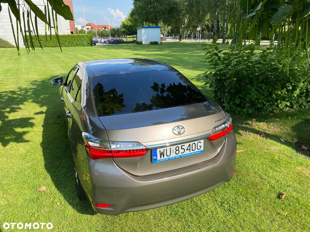 Toyota Corolla 1.6 Comfort - 14