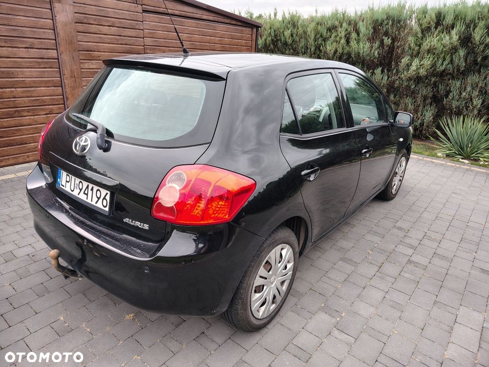 Toyota Auris - 4