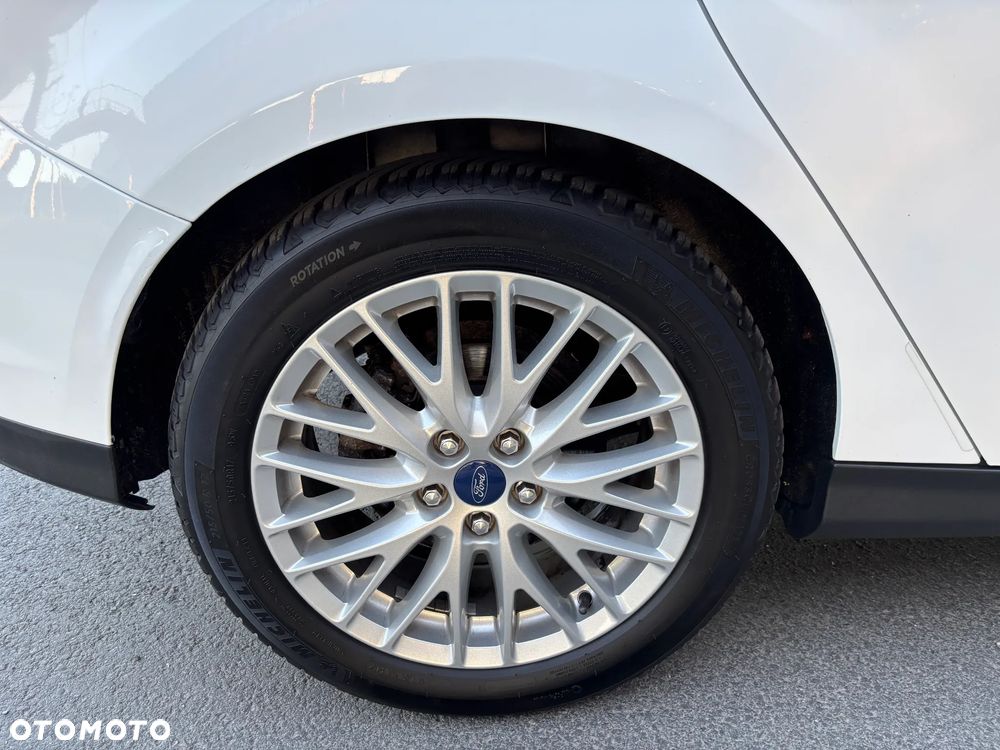 Ford Focus 1.0 EcoBoost Start-Stopp-System Ambiente - 26
