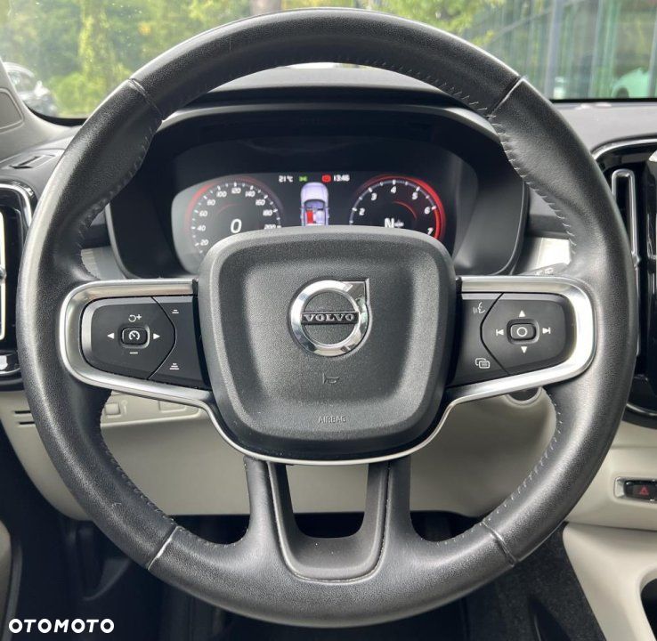 Volvo XC 40 - 11