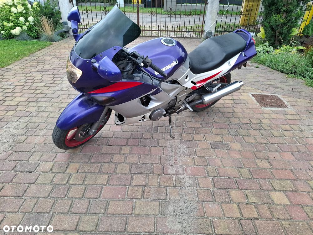 Kawasaki ZX - 3
