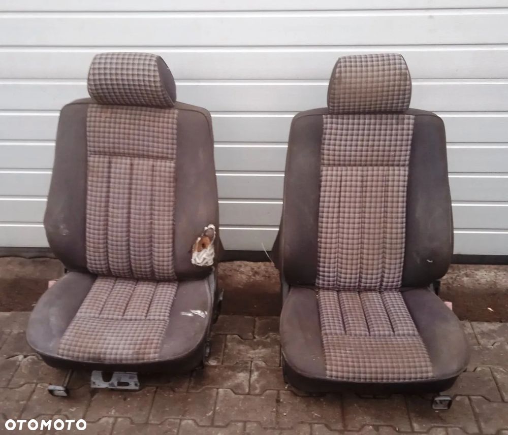 Fotel kierowcy pasażera Mercedes W124 - 1