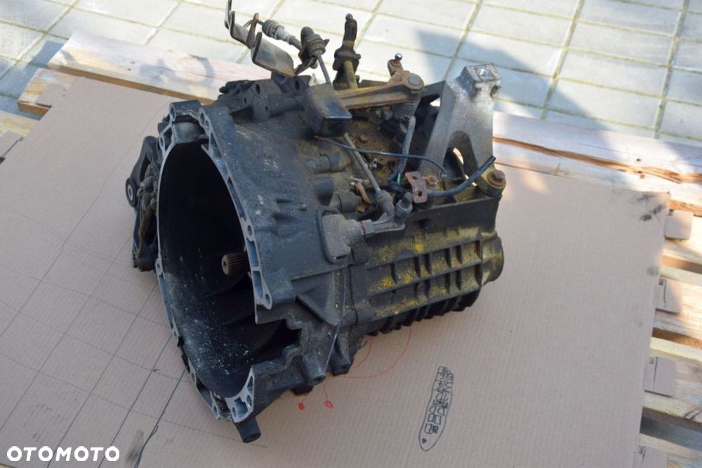 Skrzynia biegów FORD Focus C-MAX 2.0 benz. 4M5R7002VC 4M5R-7002-VC - 4